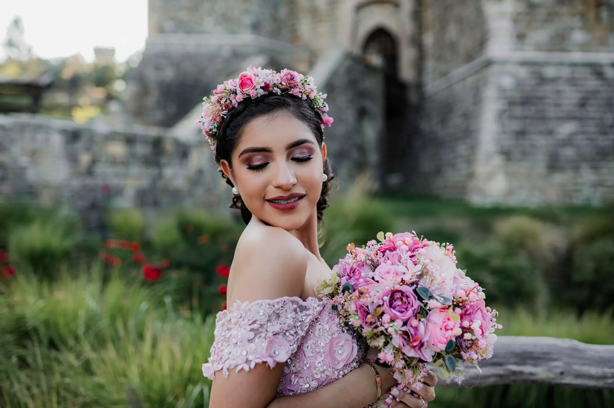 Quinceañera en sesión fotográfica